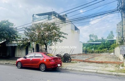 Bán đất đường 7,5m Tôn Đản - Gía chỉ = đường 5,5m